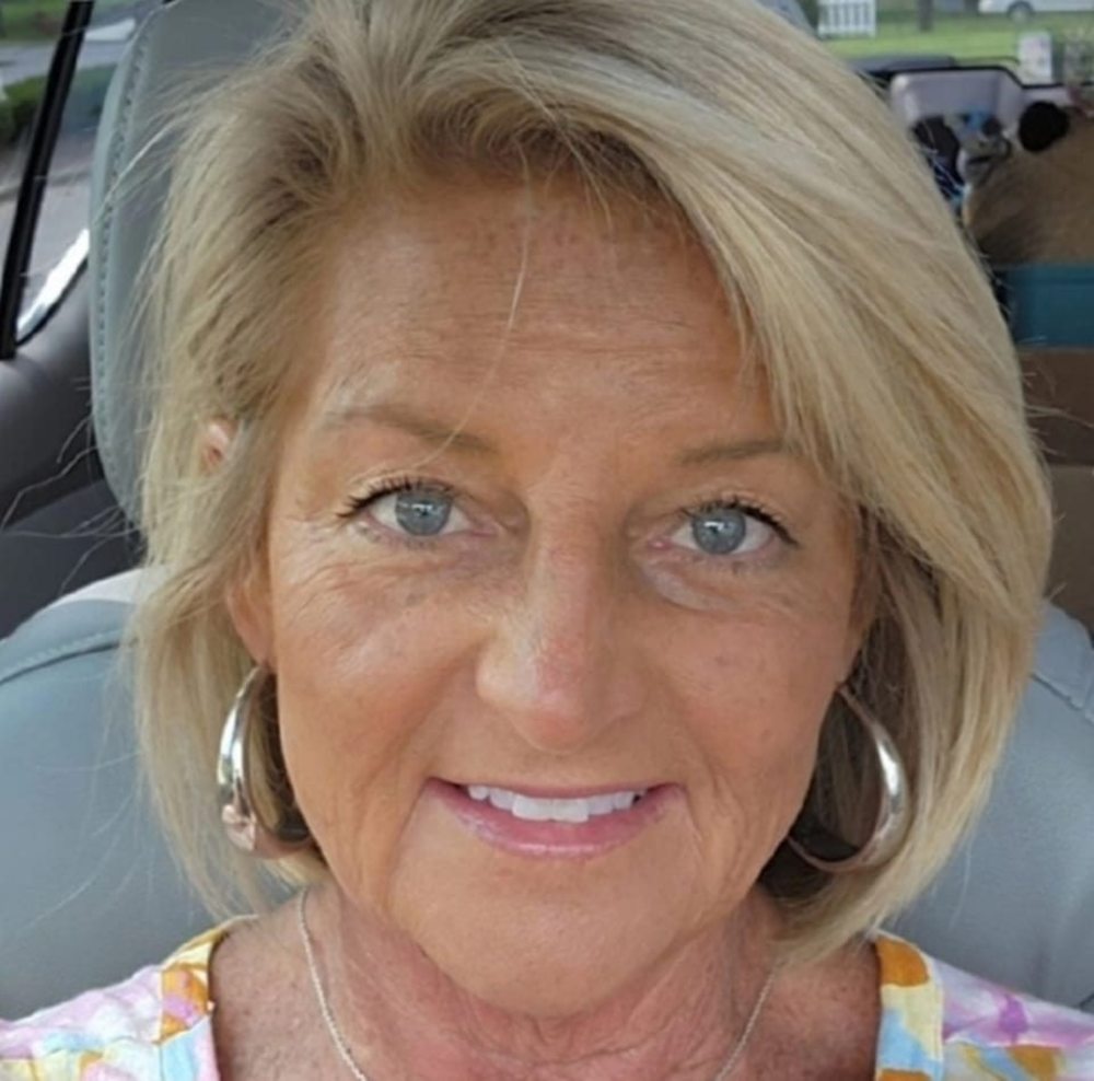 Meet your Posher, Evelyn